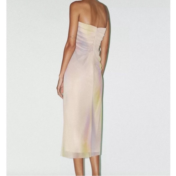 Chic Strapless Pastel Dress from Zara - Picture 3 of 6